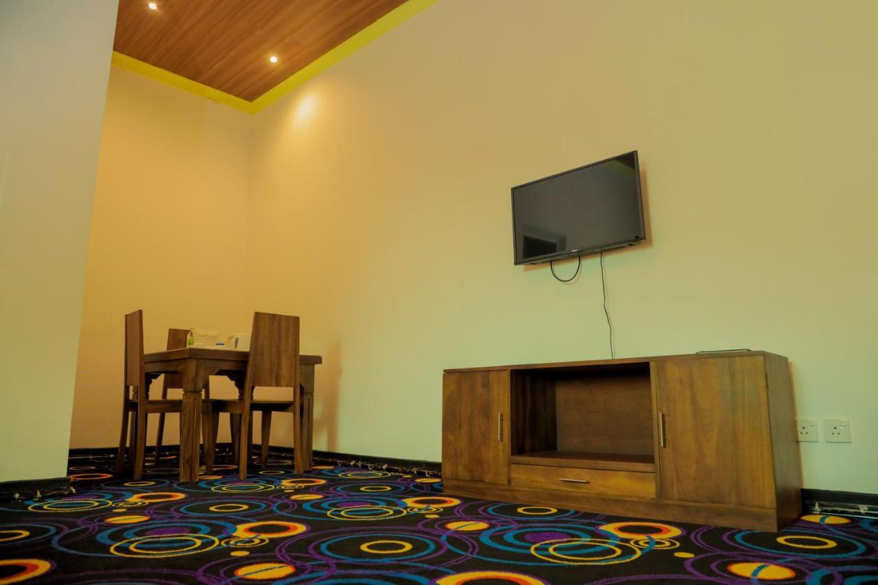 Aurora Banquet And Hotel Chilaw Exteriér fotografie